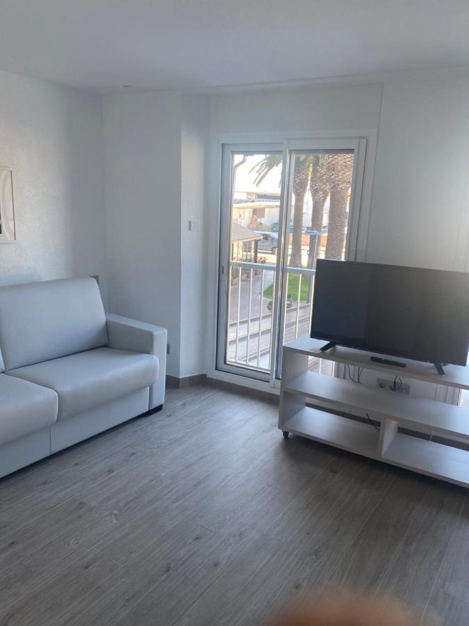 Loft Amb Vistes Al Mar By Apartaments La Catifa Palamós Exteriör bild